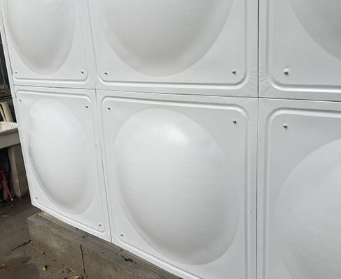 不銹鋼保溫水箱是怎么進(jìn)行保溫的呢？